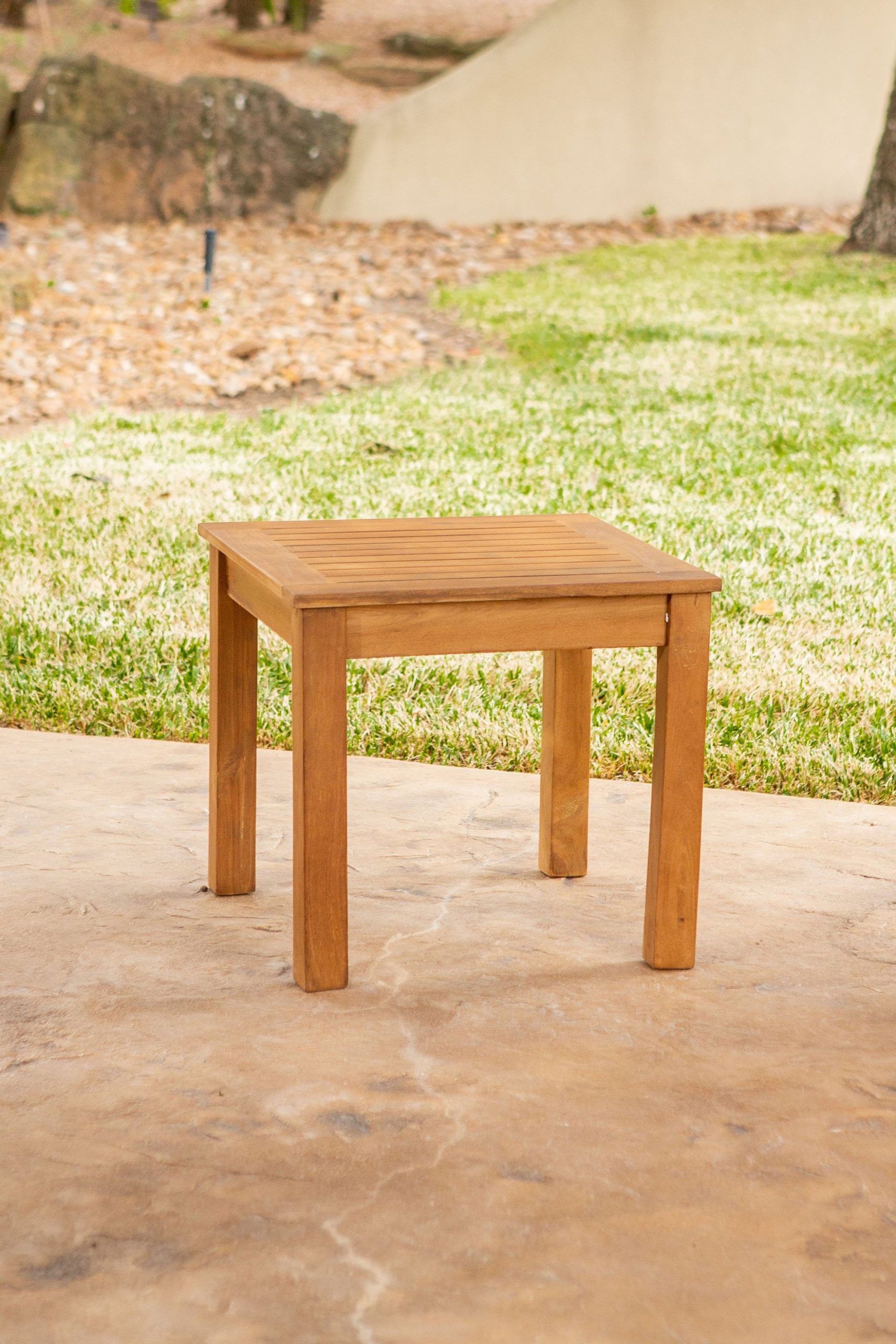 classic-teak-end-table-540.jpg